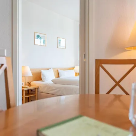 아파트 In Mit Balkon, Hund *